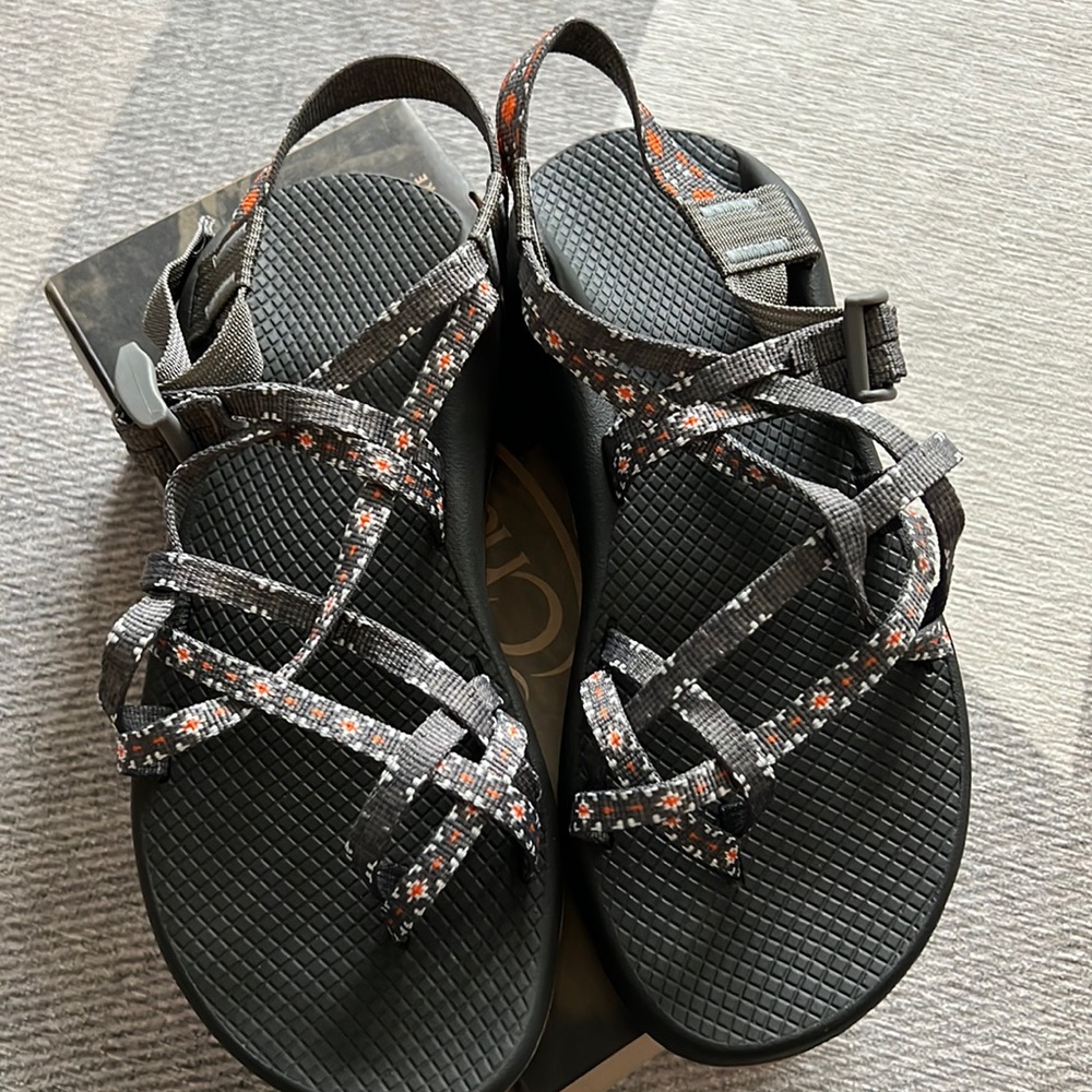 NWT Chaco ZX2 Classic